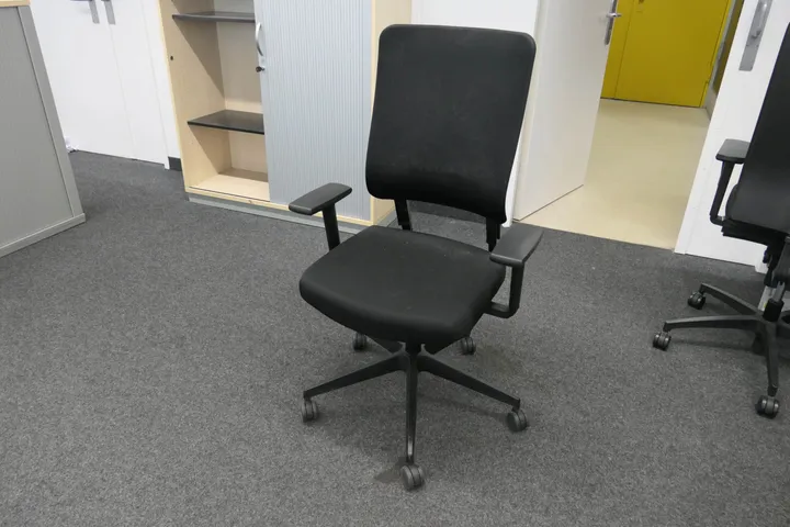 Bürostuhl
